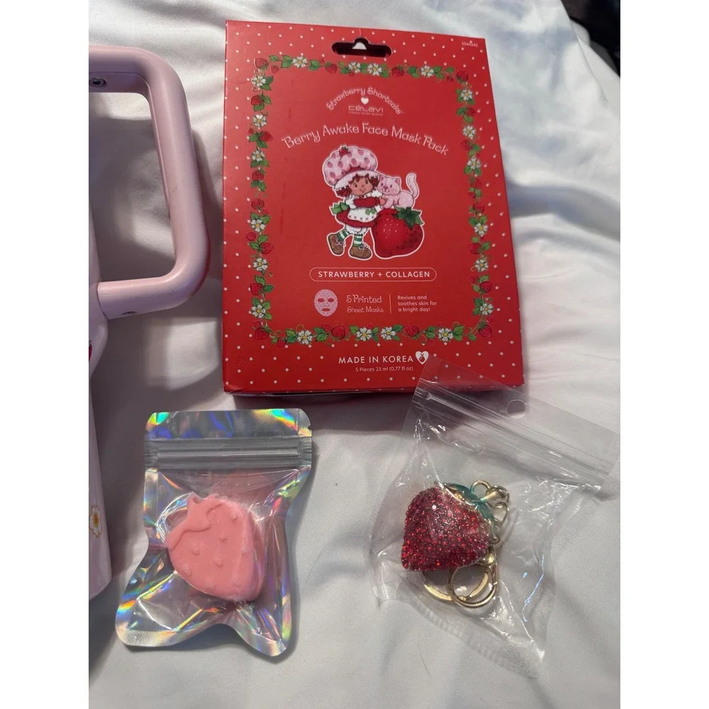Stanley 40oz Tumbler Strawberry Shortcake Bundle Face Masks Keychain Pink Custom - Picture 4 of 4